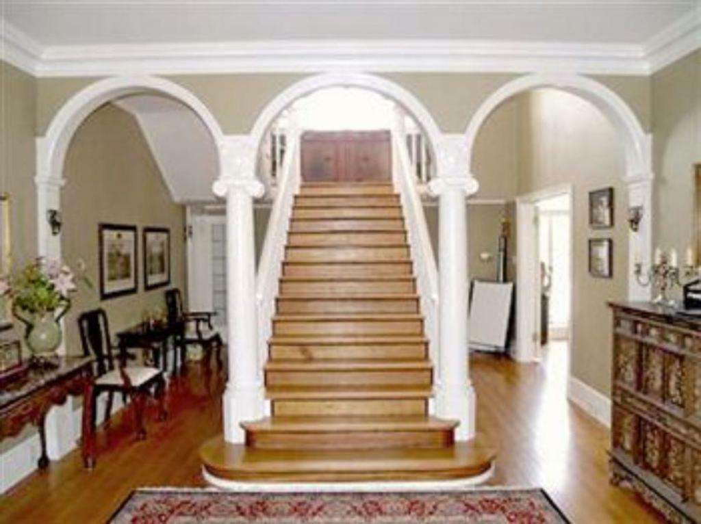The Villa Bed & Breakfast (Adults Only) Такома Экстерьер фото